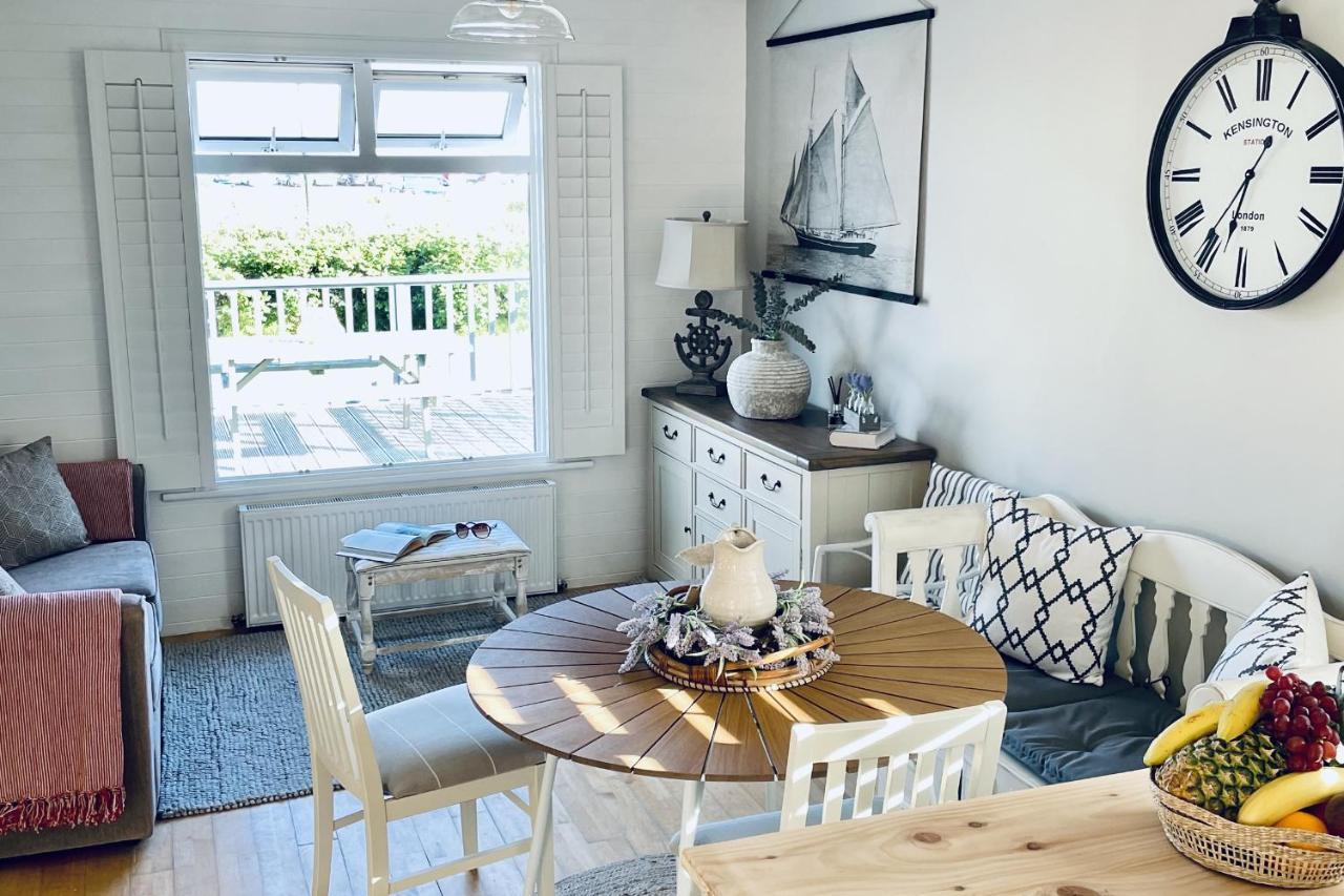 Wavecrest Holiday Cottage By Trident Holiday Homes Garryvoe Exteriér fotografie