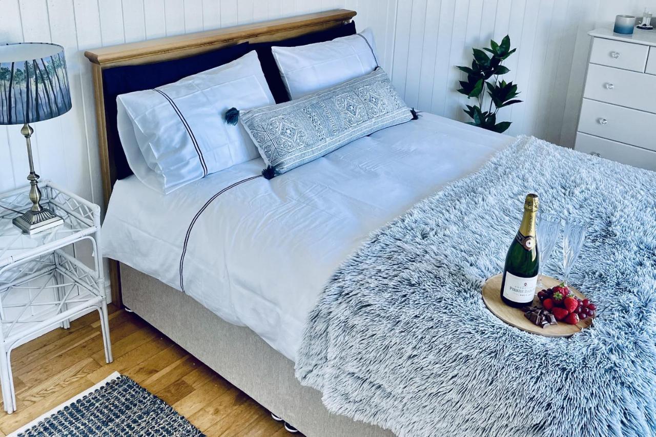 Wavecrest Holiday Cottage By Trident Holiday Homes Garryvoe Exteriér fotografie